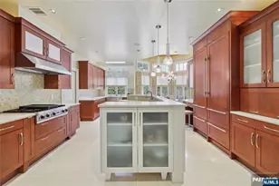 66 Hoover Dr, Cresskill, NJ 07626 - Photo 17