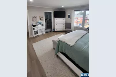 731 Lake Avenue 2 #2, Lyndhurst Township, NJ 07071 - Photo 1