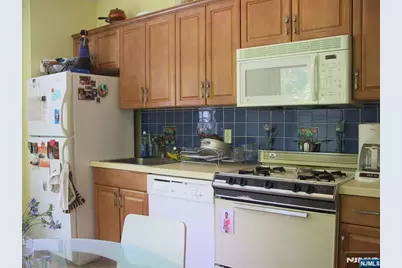 177 Ashland Avenue 2 #2, Bloomfield, NJ 07003 - Photo 9