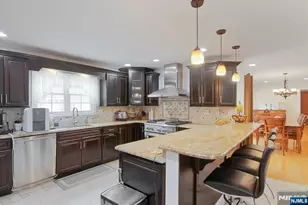 85 Harvey Ave, Paramus, NJ 07652 - Photo 7