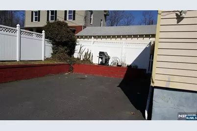 204 Spruce Street 2 #2, Bloomfield, NJ 07003 - Photo 7