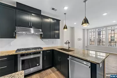 34 Arnold Drive, Wood Ridge, NJ 07075 - Photo 9