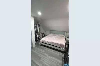 16 Whitmore Place, Clifton, NJ 07011 - Photo 17