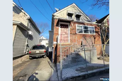 16 Whitmore Place, Clifton, NJ 07011 - Photo 1