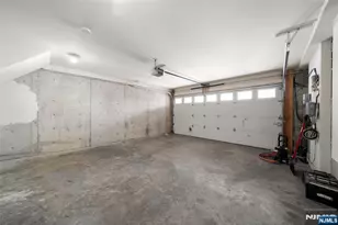 264 Lafayette Ave, Cliffside Park, NJ 07010 - Photo 27