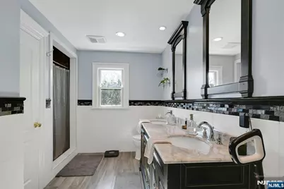 285 Chestnut Ridge Road, Woodcliff Lake, NJ 07677 - Photo 33
