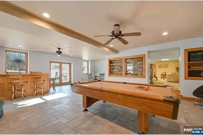 285 Chestnut Ridge Road, Woodcliff Lake, NJ 07677 - Photo 37