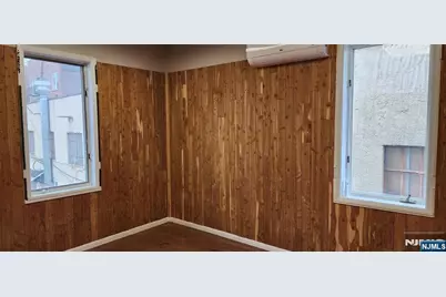 211 Broad Avenue 203 #203, Palisades Park, NJ 07650 - Photo 9