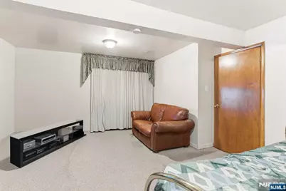 16 Murray Avenue, Paterson, NJ 07501 - Photo 19