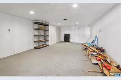 631 Valley Street, Orange, NJ 07050 - Photo 29