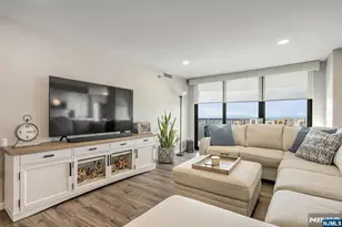 245 Prospect Ave 14D, Hackensack, NJ 07601 - Photo 11