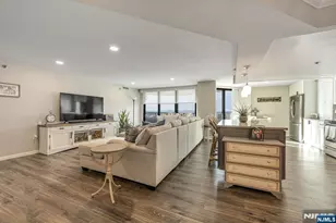 245 Prospect Ave 14D, Hackensack, NJ 07601 - Photo 9