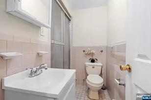 274 Greylock Pkwy, Belleville, NJ 07109 - Photo 27