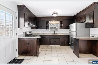 274 Greylock Parkway, Belleville, NJ 07109 - Photo 21