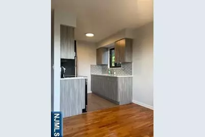 148 Undercliff Avenue 2 #2, Edgewater, NJ 07020 - Photo 5