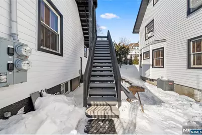 4 Francis Place 2 #2, Montclair, NJ 07042 - Photo 11
