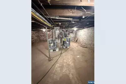 586 11th Street, Newark, NJ 07107 - Photo 37