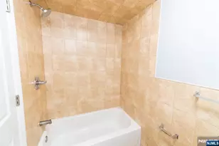 586 11th St, Newark, NJ 07107 - Photo 15