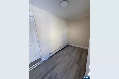 172 Humboldt Street, East Rutherford, NJ 07073 - Photo 3