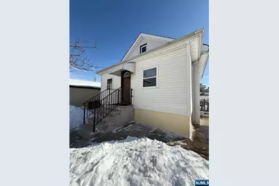 172 Humboldt Street, East Rutherford, NJ 07073 - Photo 1