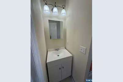 172 Humboldt Street, East Rutherford, NJ 07073 - Photo 9