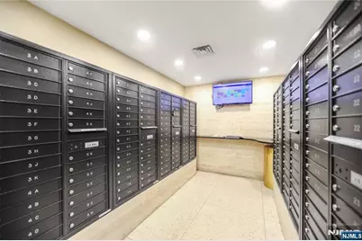 2077 Center Avenue 20F #20F, Fort Lee, NJ 07024 - Photo 35