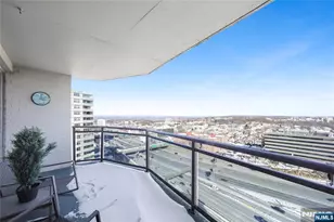 2077 Center Ave 20F, Fort Lee, NJ 07024 - Photo 25