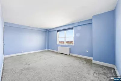 2077 Center Avenue 20F #20F, Fort Lee, NJ 07024 - Photo 11