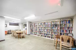 2077 Center Ave 20F, Fort Lee, NJ 07024 - Photo 37