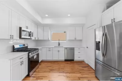 246-248 Cortlandt 2 #2, Belleville, NJ 07109 - Photo 1