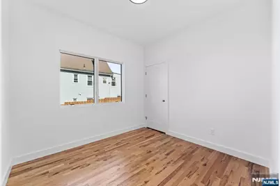 246-248 Cortlandt 2 #2, Belleville, NJ 07109 - Photo 5