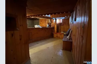 35 18th Avenue, Elmwood Park, NJ 07407 - Photo 15