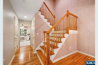 74 Lakeview Drive, Old Tappan, NJ 07675 - Photo 15