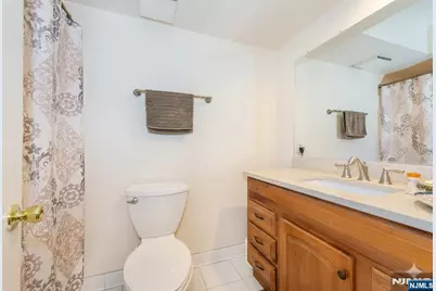 4125 Hilltop Road, Mahwah, NJ 07430 - Photo 15