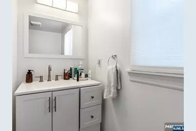 273 Randolph Avenue, East Rutherford, NJ 07073 - Photo 7