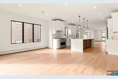 230 8th Street B #B, Palisades Park, NJ 07650 - Photo 15