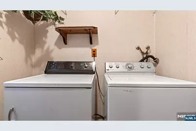 51 Black Oak Lane, Mahwah, NJ 07430 - Photo 15