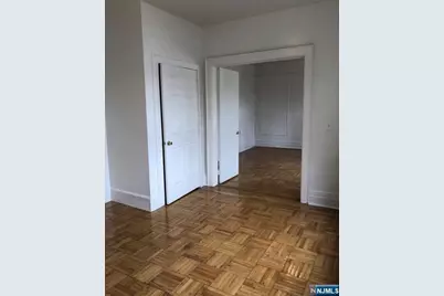 1 Addison Avenue 10 #10, Rutherford, NJ 07070 - Photo 3