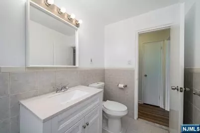 2330 Linwood Avenue 4C #4C, Fort Lee, NJ 07024 - Photo 15