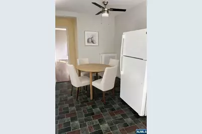 37 Essex Avenue 2 #2, Bloomfield, NJ 07003 - Photo 7