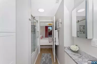 26 Avenue Port Imp B37 #B37, West New York, NJ 07093 - Photo 11