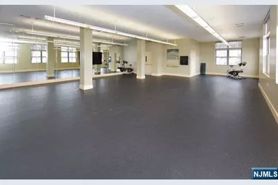 26 Avenue Port Imp B37 #B37, West New York, NJ 07093 - Photo 23