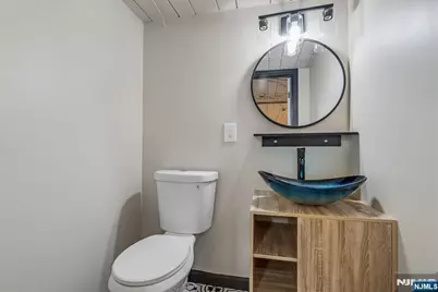 8 Highmont Terrace, Montclair, NJ 07042 - Photo 23