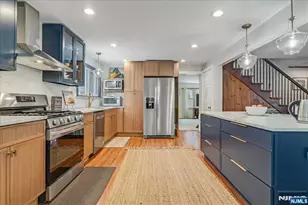 8 Highmont Terrace, Montclair, NJ 07042 - Photo 9