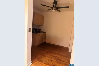 3021 Edwin, Fort Lee, NJ 07024 - Photo 9