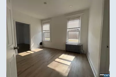 329 Centre Avenue, Secaucus, NJ 07094 - Photo 19