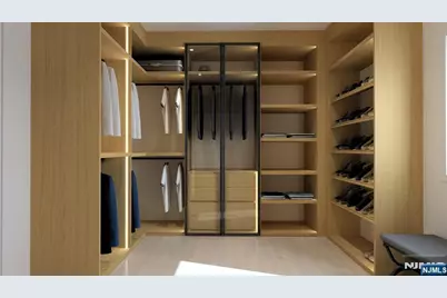 90 Essex Drive, Tenafly, NJ 07670 - Photo 21