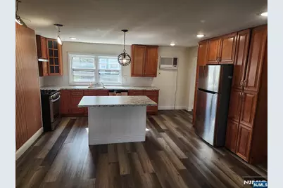 7 Lindsley Road, Little Falls Township, NJ 07424 - Photo 3
