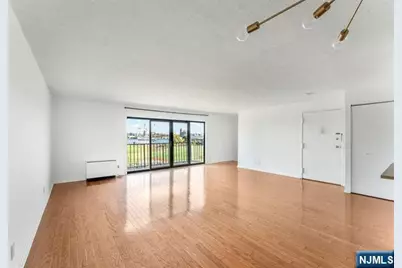 1150 River Road 4F #4F, Edgewater, NJ 07020 - Photo 3