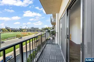 1150 River Road 4F, Edgewater, NJ 07020 - Photo 9